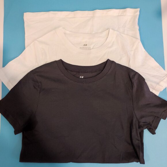 H&M T-shirts 2 in lot grey and white simply Tees boys size 10-12 - Picture 1 of 9